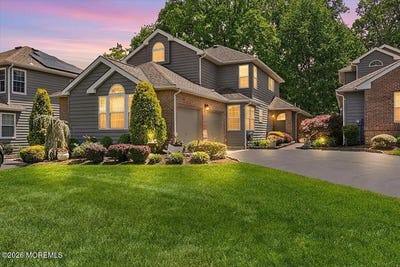 /international/us/42-fairway-boulevard-monroe-nj-110108153429/