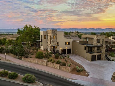 /international/us/365-w-ridges-boulevard-grand-junction-co-110106259211/