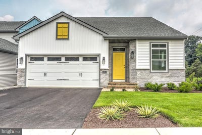 /international/us/4324-heather-lane-columbia-pa-110099170743/