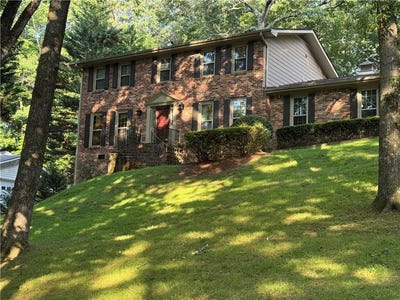 /international/us/835-lakeshore-drive-nw-berkeley-lake-ga-110101148185/