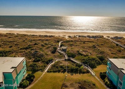 /international/us/301-e-commerce-way-road-atlantic-beach-nc-110099687392/