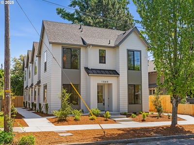 /international/us/1580-ne-52nd-ave-portland-or-110099823274/