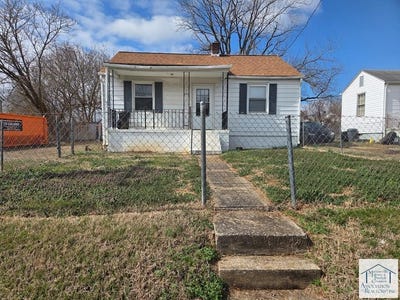 /international/us/141-calico-avenue-martinsville-va-110106057116/