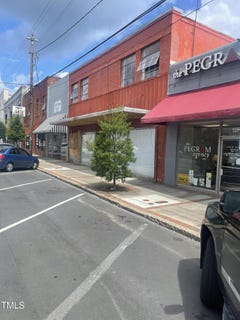 /international/us/135-hillsboro-street-oxford-nc-110100848964/?lang=zh-cn
