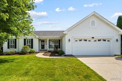 /international/us/16350-black-cherry-drive-wildwood-mo-110100469715/