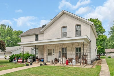 /international/us/107-n-elm-street-gardner-il-110100254258/