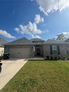 /international/us/557-claiborne-trails-drive-slidell-la-110106752955/