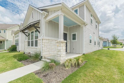 /international/us/105-harborside-dr-san-marcos-tx-110109385955/