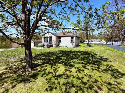 /international/us/573-sias-avenue-newport-city-vt-110101622793/