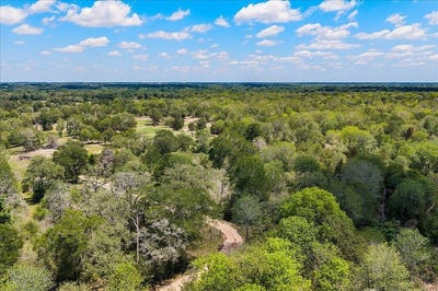 /international/us/2516-klimek-road-fayetteville-tx-110107890728/
