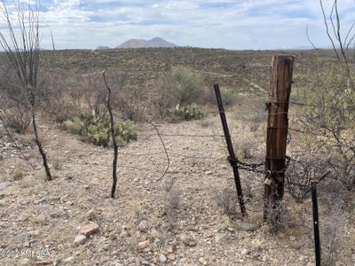 /international/us/00-e-unnamed-road-tubac-az-110096757325/