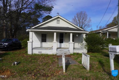 /international/us/216-nassau-street-youngsville-nc-110106532655/