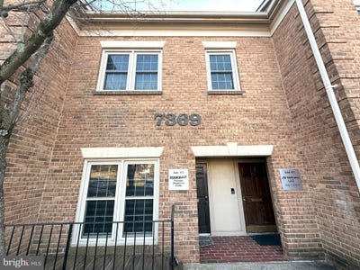 /international/us/7369-mcwhorter-place-annandale-va-110104010606/