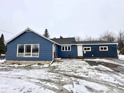 /international/us/1100-e-breitung-avenue-kingsford-mi-110107032288/
