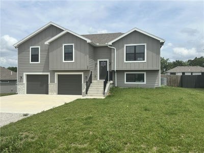 /international/us/69-se-451st-road-warrensburg-mo-110108946044/