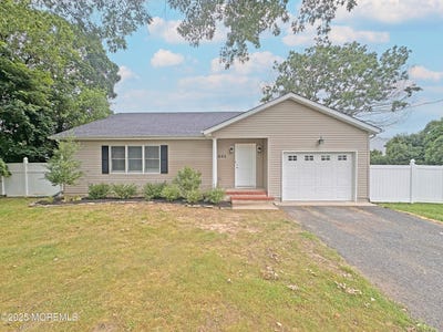 /international/us/1203-manito-road-manasquan-nj-110100657124/