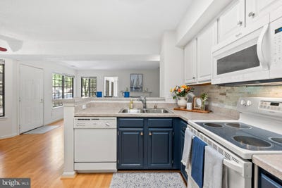 /international/us/1611-a-airy-hill-court-crofton-md-110107780415/