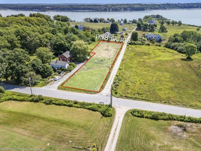 /international/us/morse-shore-road-harpswell-me-110109813820/