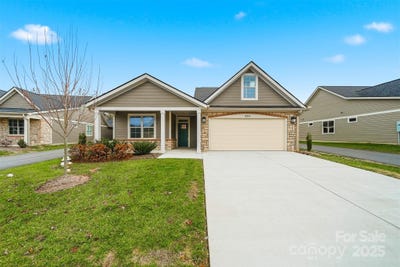/international/us/835a-wynnshire-drive-hickory-nc-110104164283/