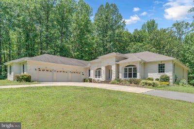 /international/us/13716-molly-berry-road-brandywine-md-110100526750/