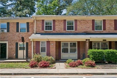 /international/us/381-circuit-lane-newport-news-va-110107611412/