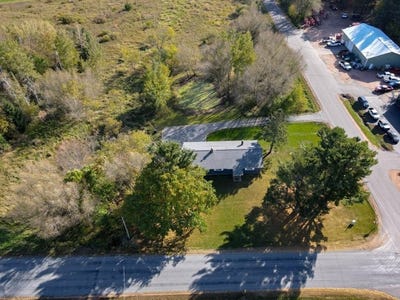/international/us/231951-n-136th-avenue-wausau-wi-110120462142/