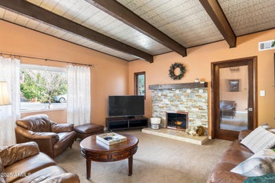 /international/us/195-sage-drive-sedona-az-110100918511/