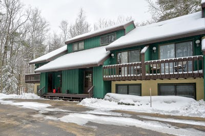 /international/us/123-stonehurst-manor-road-conway-nh-110106815437/