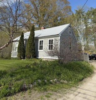 /international/us/11-harrison-road-bridgton-me-110107401919/