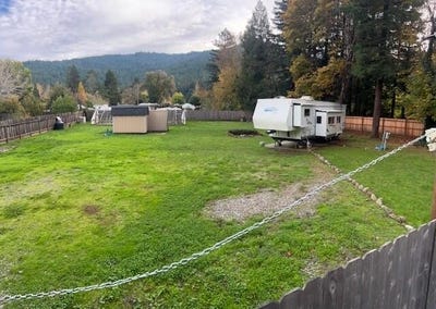 /international/us/282-boy-scout-road-myers-flat-ca-110103622420/