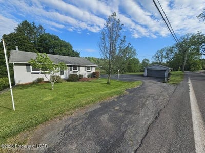 /international/us/336-overbrook-road-dallas-pa-110108476373/