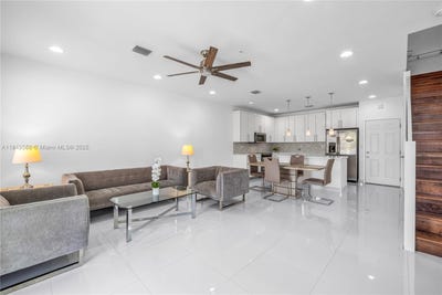 /international/us/2610-ne-213th-st-miami-fl-110101235783/