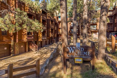 /international/us/10-jackson-hole-rd-unit-104-angel-fire-nm-110108603493/