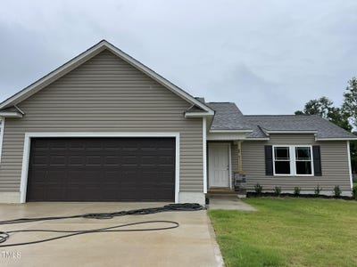 /international/us/83-oakfield-trace-drive-four-oaks-nc-110093804132/
