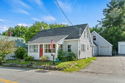 /international/us/27-crescent-street-pittsfield-nh-110101117709/