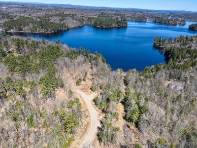 /international/us/route9-126-road-litchfield-me-110104813670/