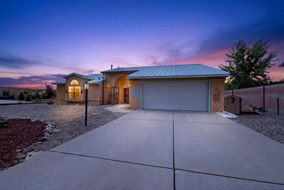 /international/us/4910-la-nuez-court-se-rio-rancho-nm-110120041540/