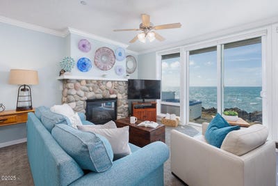 /international/us/1113-n-hwy-101-depoe-bay-or-110120896932/