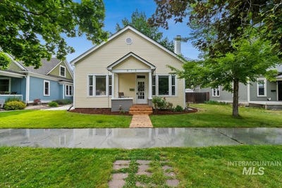 /international/us/910-n-16th-st-boise-id-110108378184/