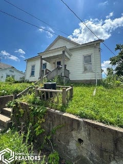 /international/us/912-e-fourth-ottumwa-ia-110101230967/