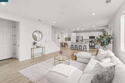 /international/us/953-arneis-ave-manteca-ca-110107193805/