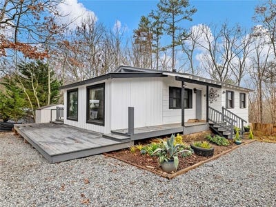 /international/us/5216-janice-circle-gainesville-ga-110108553206/