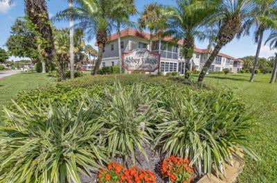 /international/us/10-willowbrook-lane-delray-beach-fl-110107059120/