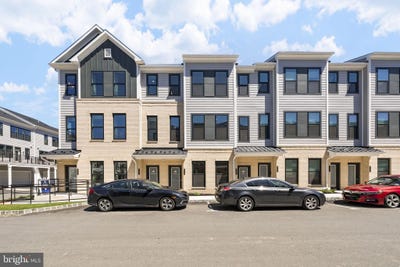 /international/us/714-parker-boulevard-princeton-junction-nj-110099892083/