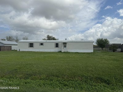 /international/us/2014-yuma-road-erath-la-110107390597/