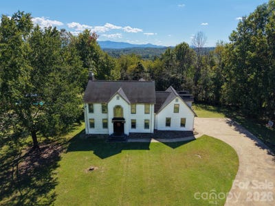 /international/us/316-la-foret-drive-morganton-nc-110120452466/
