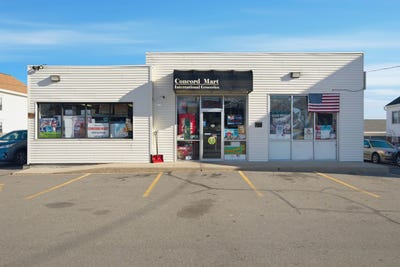 /international/us/242-n-main-street-concord-nh-110106324353/