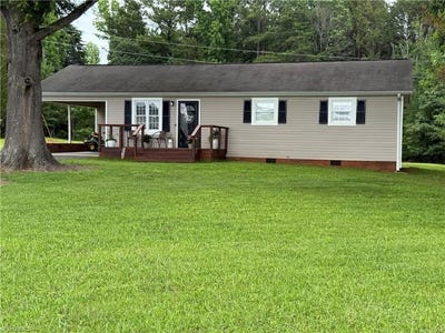/international/us/6472-s-nc-highway-801-s-mocksville-nc-110100252190/