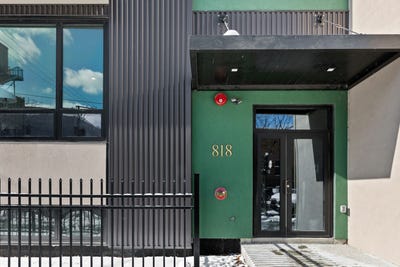 /international/us/818-n-wolcott-avenue-chicago-il-110108502600/