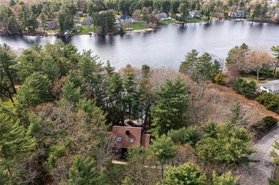 /international/us/48-wood-cove-drive-coventry-ri-110107653634/